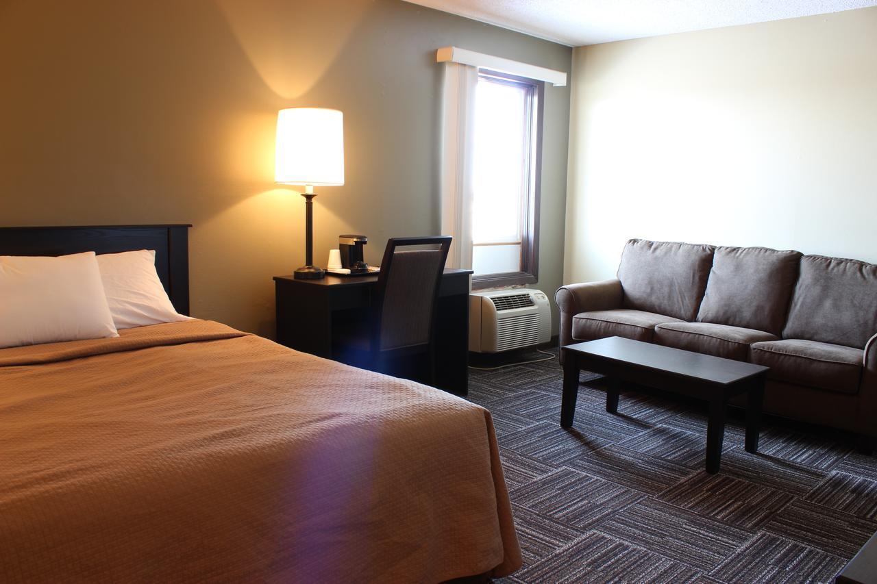 Sunlac Inn Devils Lake Luaran gambar