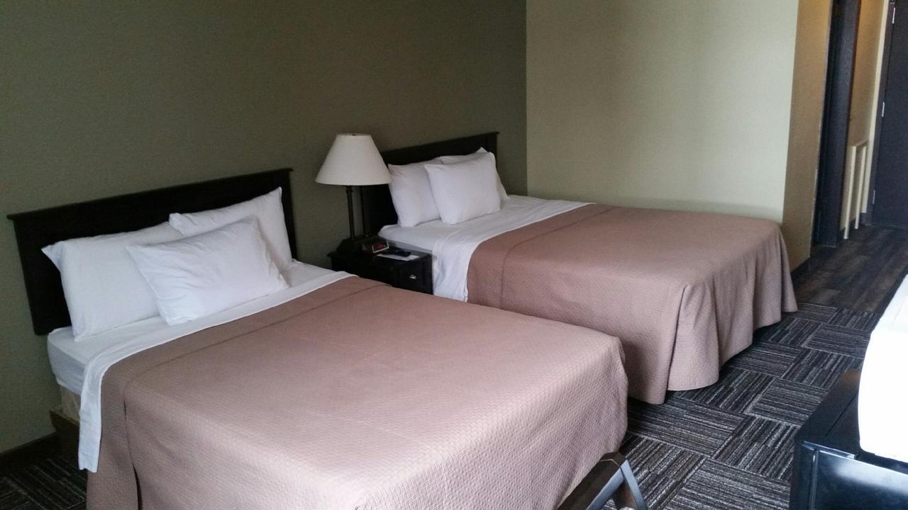 Sunlac Inn Devils Lake Bilik gambar